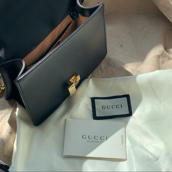 [SOLD] GUCCI Sylvie mini - Picture 3 of 4